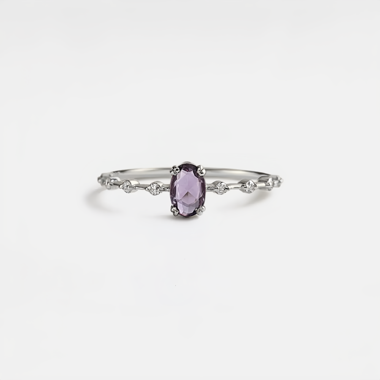 925 Sterling Silver Natural Amethyst Oval Ring | Fashion-Forward Stacking Jewelry for Friends