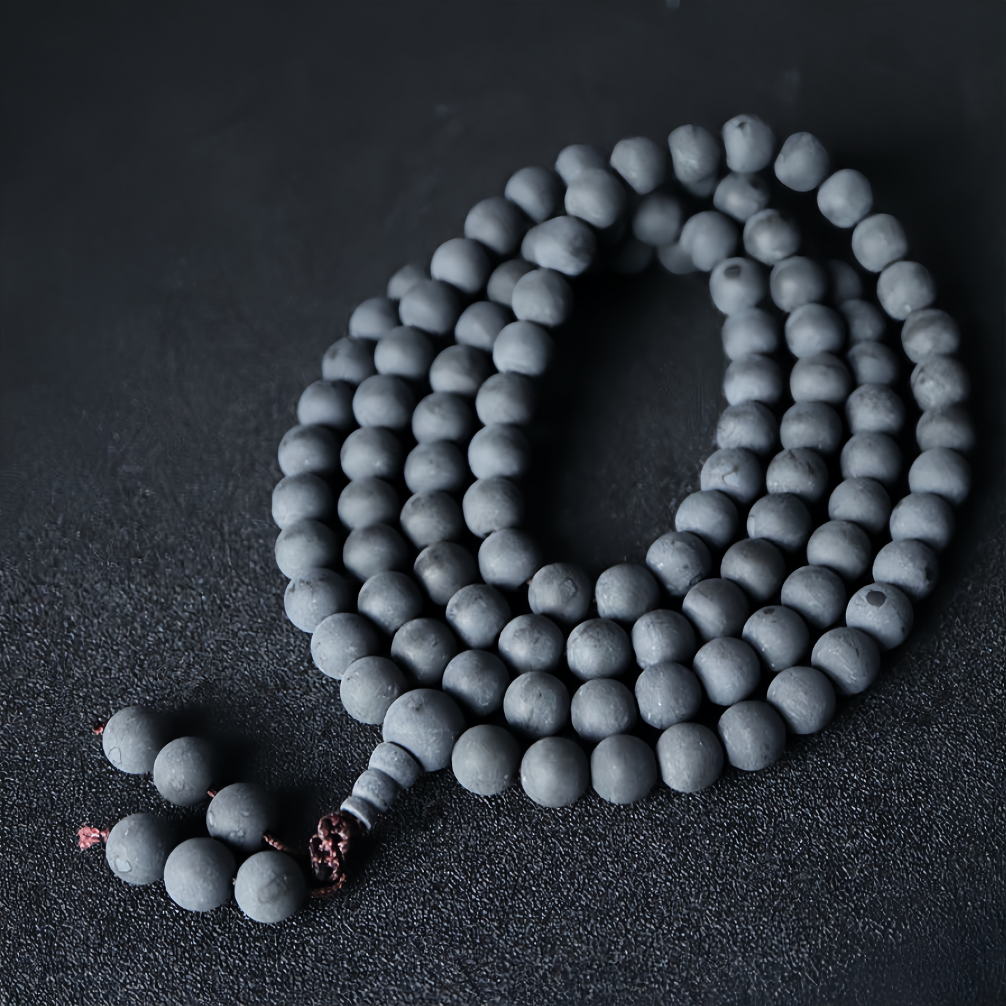 Sacred Buddhist Healing Power: 108 Beads Bodhi Seed Mala Bracelet with Natural Amber for Enhanced Spirituality and Wellness