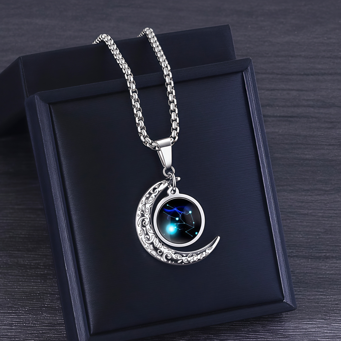 Collana con ciondolo in pietra di luna con guardiano lunare dei 12 segni zodiacali del 2025