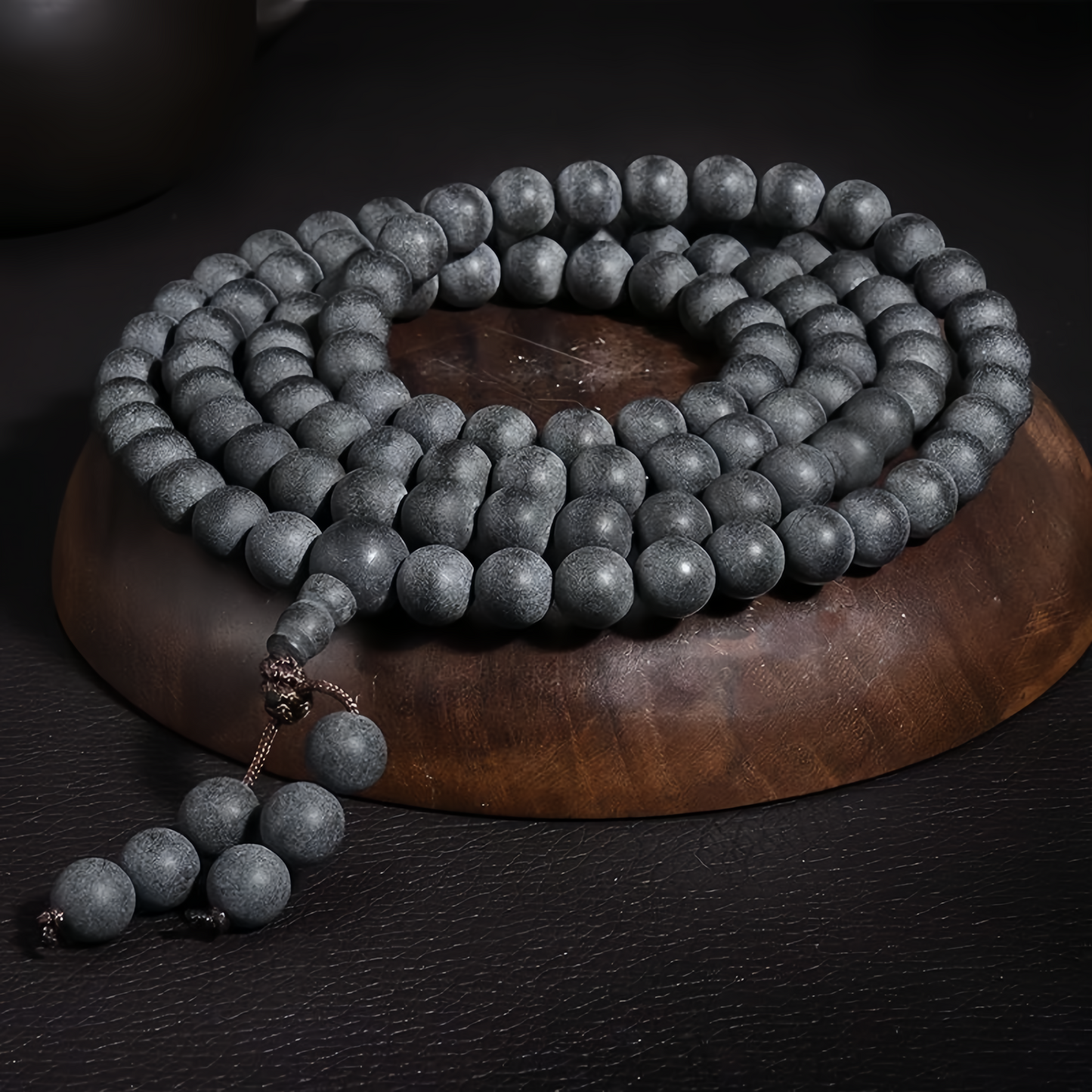 Sacred Buddhist Healing Power: 108 Beads Bodhi Seed Mala Bracelet with Natural Amber for Enhanced Spirituality and Wellness