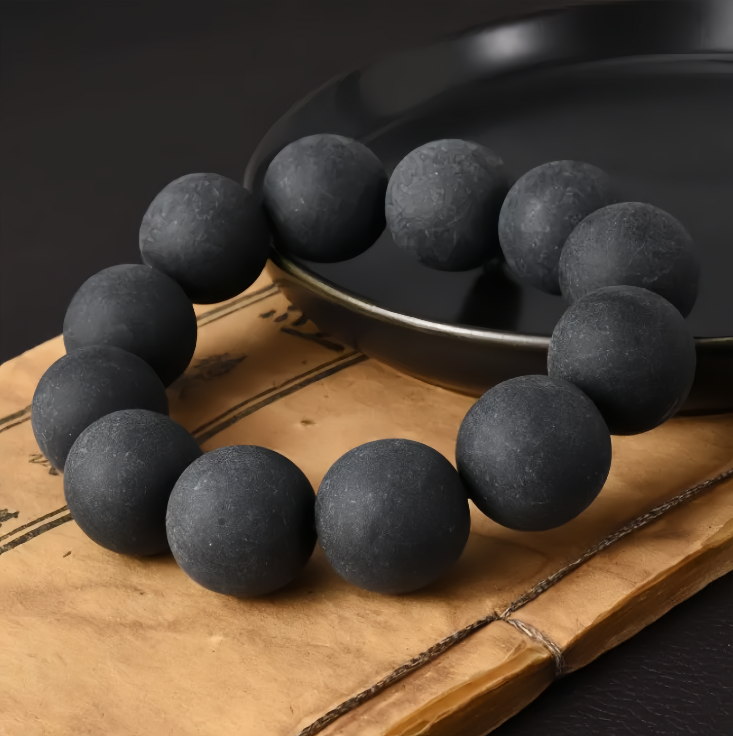 Natural Amber Medicinal Beads Agarwood Scented Buddhist Mala Bracelet