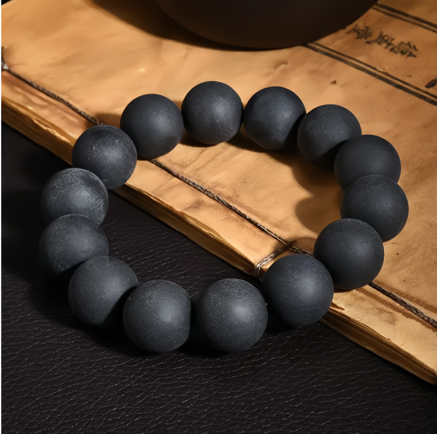 Natural Amber Medicinal Beads Agarwood Scented Buddhist Mala Bracelet