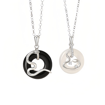 Collier avec pendentif porte-bonheur en argent sterling 925, onyx noir, calcédoine et boucle de paix, année du serpent